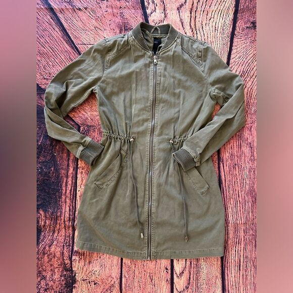 Forever‎ 21 Women’s Jacket Size Medium - Picture 1 of 9